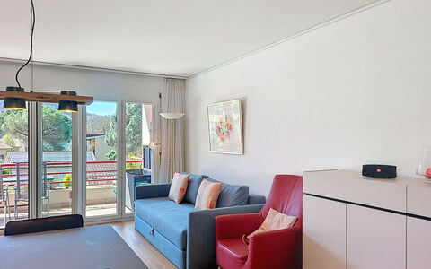 Accommodation:&nbsp;Caslago 400.3