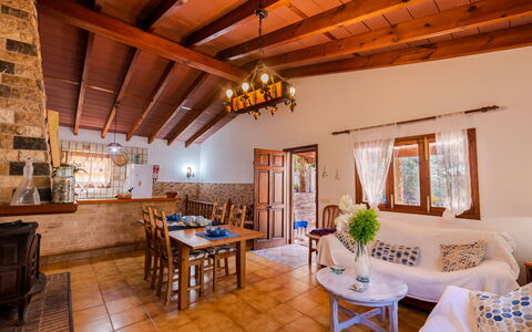 Cala Tuent: Property, Room, Building, Interior Design, Ceiling, House, Furniture, Real Estate, Beam, Home
