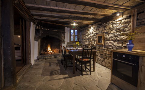 Karashka: Fireplace, Hearth, Room, Property, Building, Interior Design, Architecture, Beam, Home, House