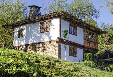 Karashka: House, Property, Building, Home, Cottage, Architecture, Rural Area, Farmhouse, Real Estate, Tree