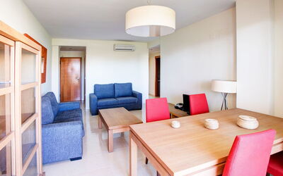 Accommodation:&nbsp;Playasol 613.1