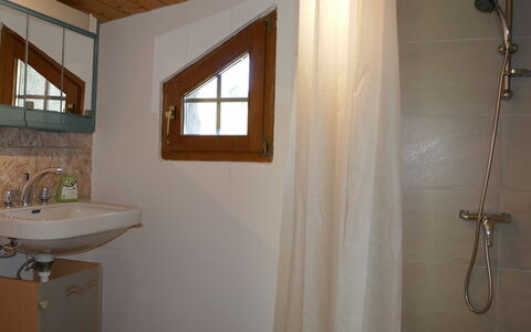 Baita Ficc: Bathroom, Room, Property, Wall, Ceiling, House, Interior Design, Plumbing Fixture, Bathroom Accessory, Tile