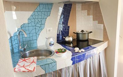 Vasto 300: Room, Property, Furniture, Tile, Countertop, Shelf, Interior Design, Kitchen, House, Wall
