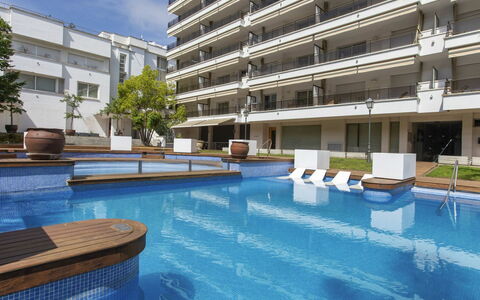 Punta Garbí: Water, Building, Property, Plant, Swimming Pool, Window, Azure, Shade, Architecture, Outdoor Furniture