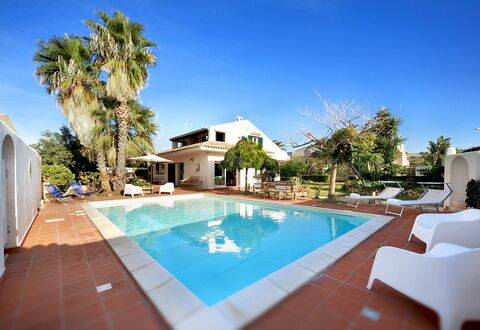 Villa Palma: Swimming Pool, Property, Real Estate, Building, House, Home, Resort, Estate, Vacation, Villa