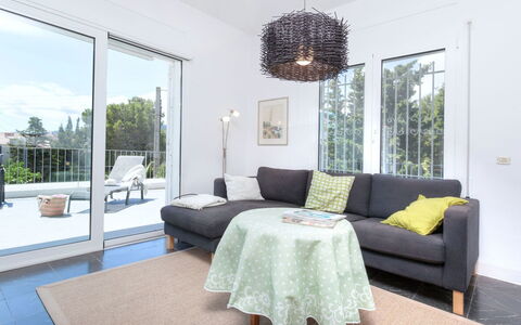 Accommodation:&nbsp;Matthias 381.3