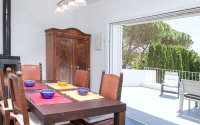 Accommodation:&nbsp;Matthias 381.3
