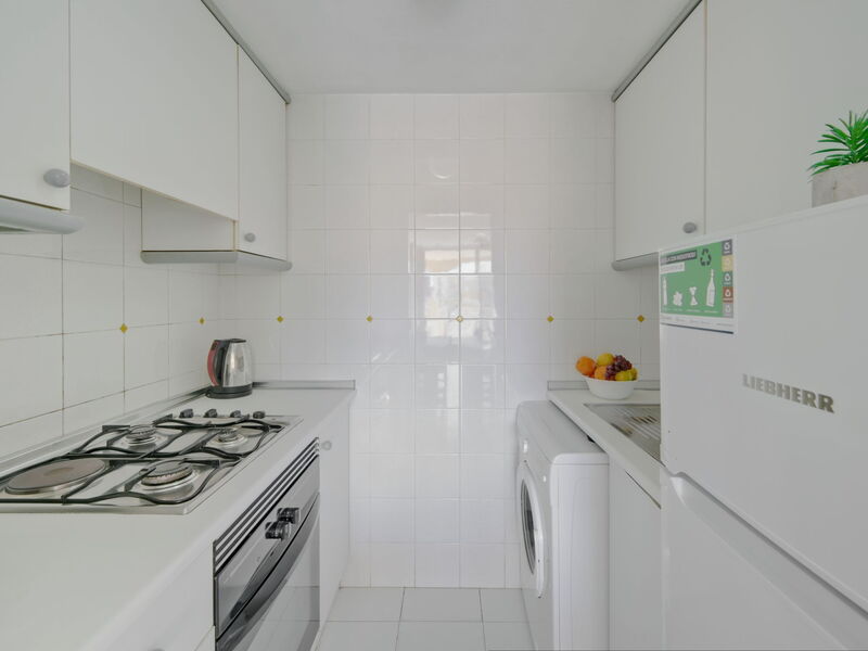 Accommodation:&nbsp;Apolo Vii 881.7