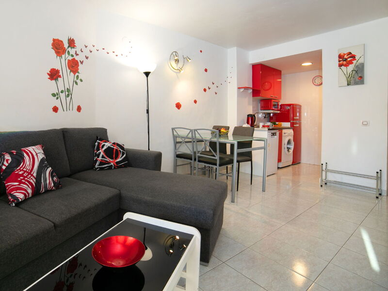 Accommodation:&nbsp;Apolo Vii 881.3