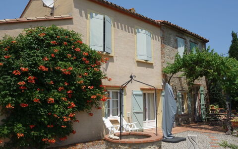 Mas Troumpill: Property, House, Building, Real Estate, Home, Cottage, Facade, Rural Area, Neighbourhood, Window