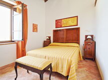 Accommodation:&nbsp;2 350.1