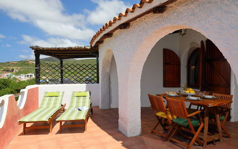 Isola Rossa 700: Property, Room, Building, House, Real Estate, Estate, Furniture, Hacienda, Villa, Home