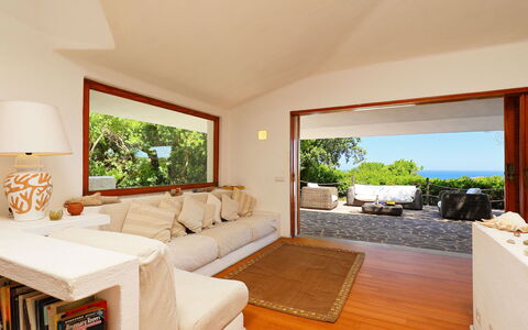 Audarya (Vgm610): Room, Property, Furniture, Living Room, Interior Design, Building, Floor, House, Real Estate, Ceiling