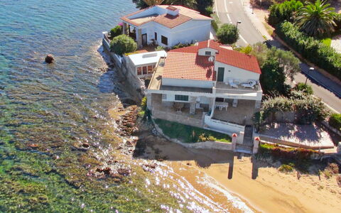 Cannigione 700: House, Home, Residential Area, Coast, Coastal And Oceanic Landforms, Sea, Cottage, Shore, Estate, Resort