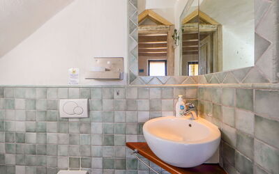 Accommodation:&nbsp;Paola 700.1