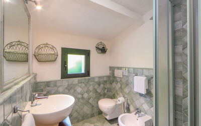 Accommodation:&nbsp;Paola 700.1