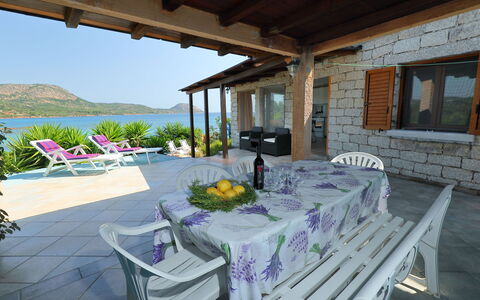 Tritone: Property, Building, House, Room, Porch, Interior Design, Patio, Villa, Real Estate, Estate