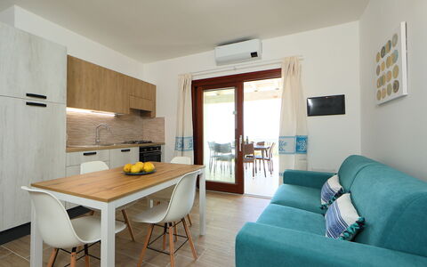 Panorama 2: Room, Property, Furniture, Building, Interior Design, House, Table, Floor, Real Estate, Living Room