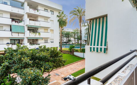 Carihuela Playa: Building, Property, Real Estate, Apartment, Architecture, House, Condominium, Residential Area, Balcony, Room