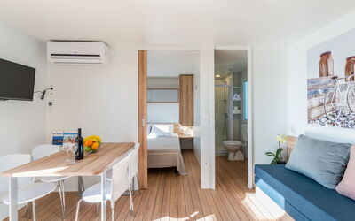 Accommodation:&nbsp;Brevilacqua 140.4