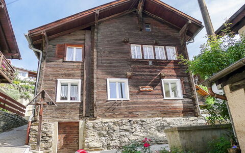 Marilyn: Property, House, Building, Neighbourhood, Town, Home, Real Estate, Wall, Cottage, Architecture