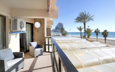 Accommodation:&nbsp;Calpemar 925.1