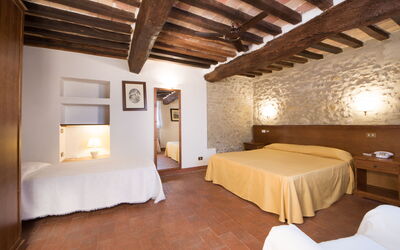 Accommodation:&nbsp;Aparment 105
