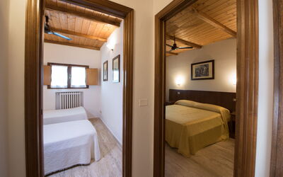 Accommodation:&nbsp;Apartment 104