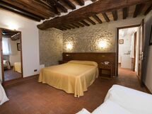 Accommodation:&nbsp;Aparment 105