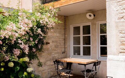 L'Ancienne Scierie: Water, Sky, Plant, Property, Swimming Pool, Azure, Shade, Outdoor Furniture, Sunlounger, Tree