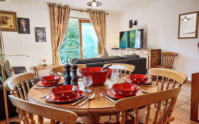 Accommodation:&nbsp;Domaine de Crespin 270.5