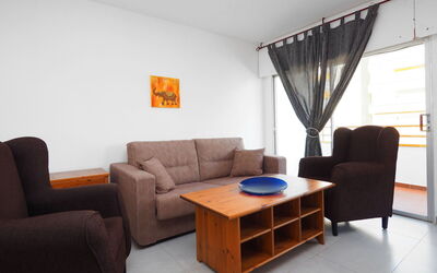 Accommodation:&nbsp;Roses Holiday Center 940.2