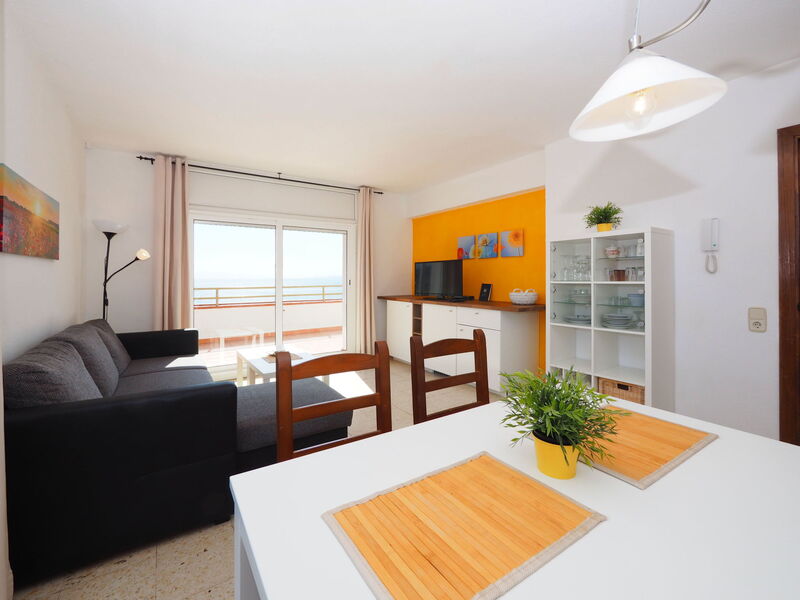 Accommodation:&nbsp;Roses Holiday Center 940.16