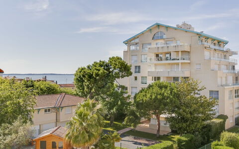 Arcachon 198: Residential Area, Property, Neighbourhood, Vegetation, Architecture, House, Town, Building, Urban Area, Real Estate