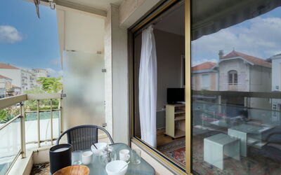 Accommodation:&nbsp;La Houle 198.3