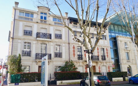 Villa Symphonie: Tree, Property, Building, Neighbourhood, Residential Area, Town, Architecture, Landmark, House, Facade