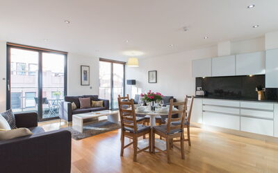 Accommodation:&nbsp;Lattice 675.1