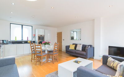 Accommodation:&nbsp;Lattice 675.1