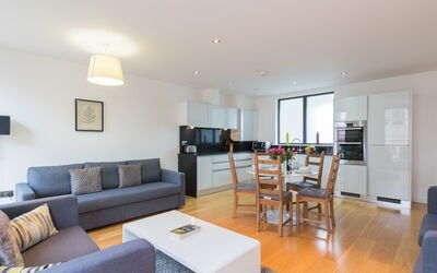 London City 675: Living Room, Room, Property, Furniture, Interior Design, Building, House, Home, Real Estate, Floor