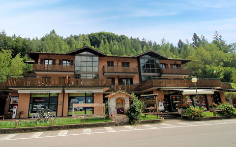 Lago di Ledro 120: Plant, Sky, Building, Cloud, Window, Tree, House, Cottage, Urban Design, Facade
