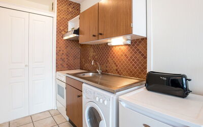 Accommodation:&nbsp;Port Maria 221.1