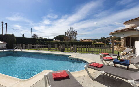 Mas Companys: Water, Cloud, Sky, Property, Swimming Pool, Building, Plant, Azure, Outdoor Furniture, Leisure