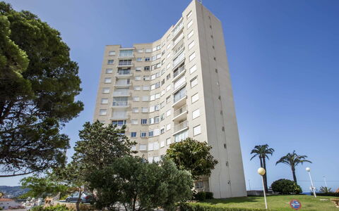 Torre del Castillo: Sky, Building, Plant, Daytime, Skyscraper, Window, Tree, House, Architecture, Tower Block
