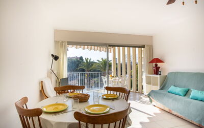 Accommodation:&nbsp;La Méridienne 204.2