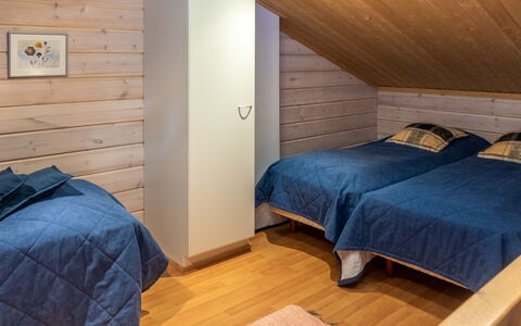 Ruka Snow and Sun 2: Interior Design, Flooring, Wood, Floor, Ceiling, Bedroom, Furniture, Bed, Wood Flooring, Room