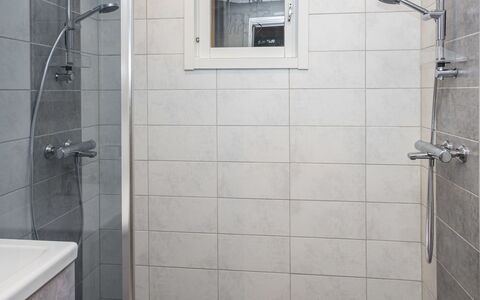 Purnukylä 6: Bathroom, Wall, Plumbing Fixture, Flooring, Floor, Shower Head, Shower, Plumbing, Tile, Interior Design
