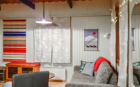 Kaukosaaren Ahonlaita: Furniture, Interior Design, Flooring, Floor, Wood, Ceiling, Room, Textile, Lighting, Light Fixture