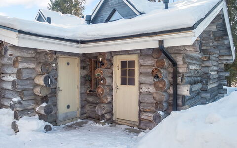 Pajuruka B5: Wood, Snow, Winter, Cottage, House, Freezing, Home, Log Cabin, Siding, Daylighting
