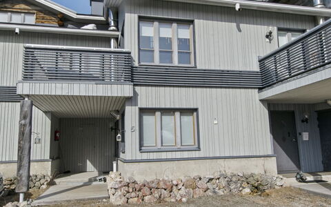 Rukapahta 5: Architecture, Siding, Residential Area, Home, Door, Composite Material, Sash Window, Concrete