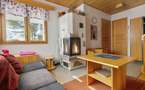 Rukapahta 5: Furniture, Wood, Interior Design, Flooring, Room, Floor, Lighting, Home, Living Room, Ceiling